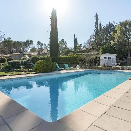 Beautiful House With Lovely Pool In Villa *